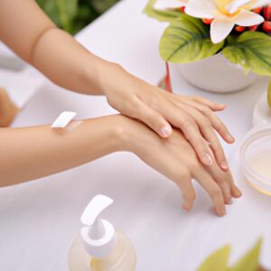 Nước Hoa Dạng Lăn