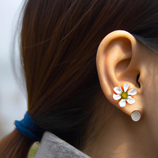 Xỏ khuyên tai hình hoa trên lỗ tai