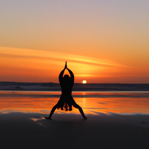 Giải phóng tâm trí và thư giãn với bài tập yoga trên bãi biển hoàng hôn.